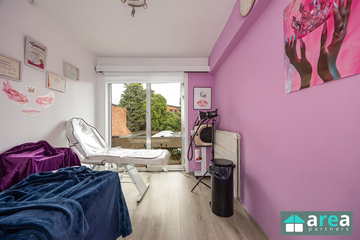 Leuk 2-slpk appartement met terras op centrale locatie in Berchem