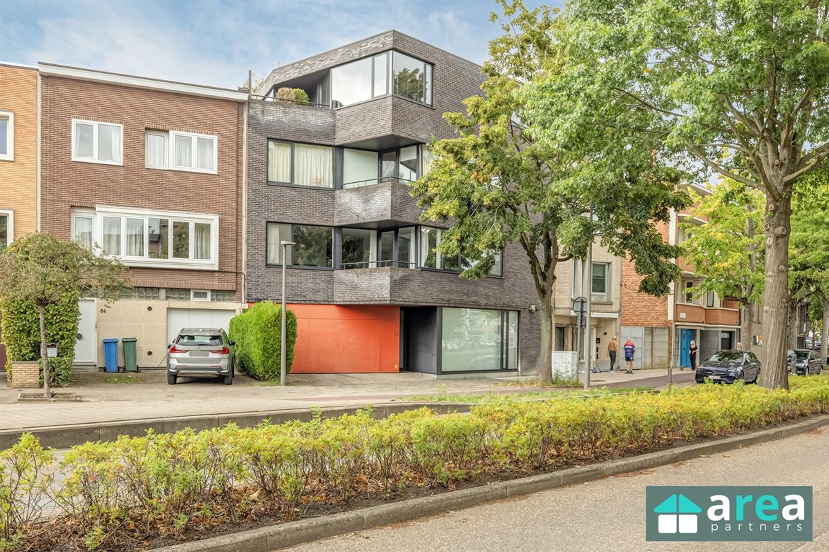 Leuke kantoorruimte met koer in gegeerde buurt!
