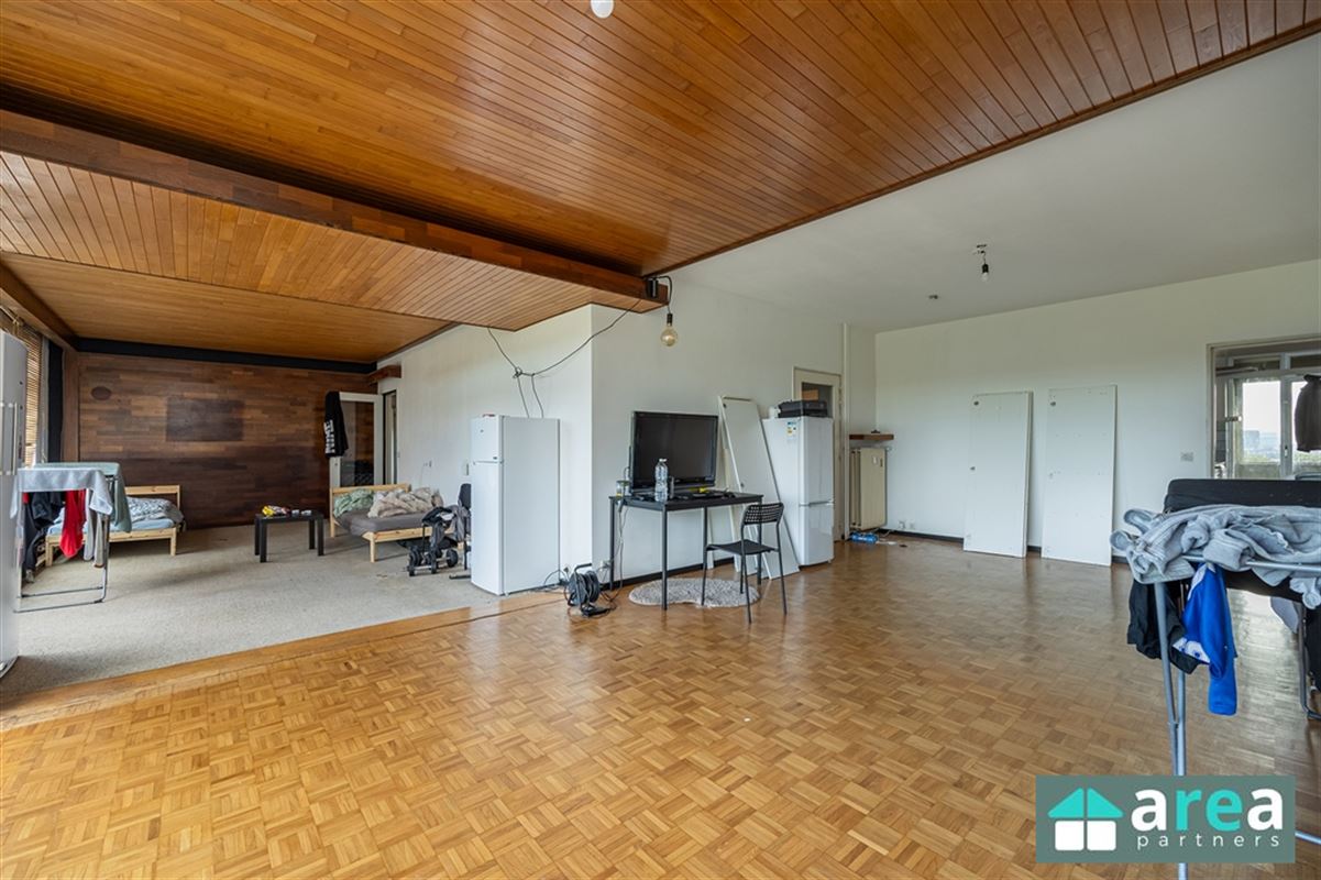 Zeer groot appartement (190m²) met 4 slaapkamers en 3 badkamers