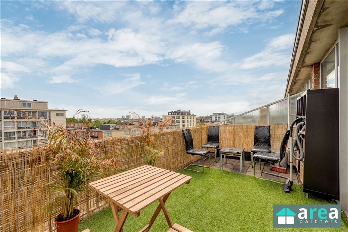 Appartement met ruim dakterras en 1slpk!