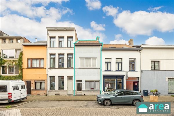 Te renoveren woning (146m²) met 4 slpks en tuin in Boho
