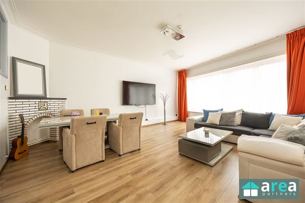 Instapklaar appartement met 1 slpk en terras!