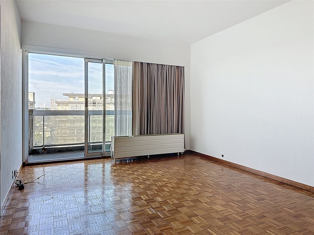 Prachtig 1-slaapkamer appartement met uitzicht.