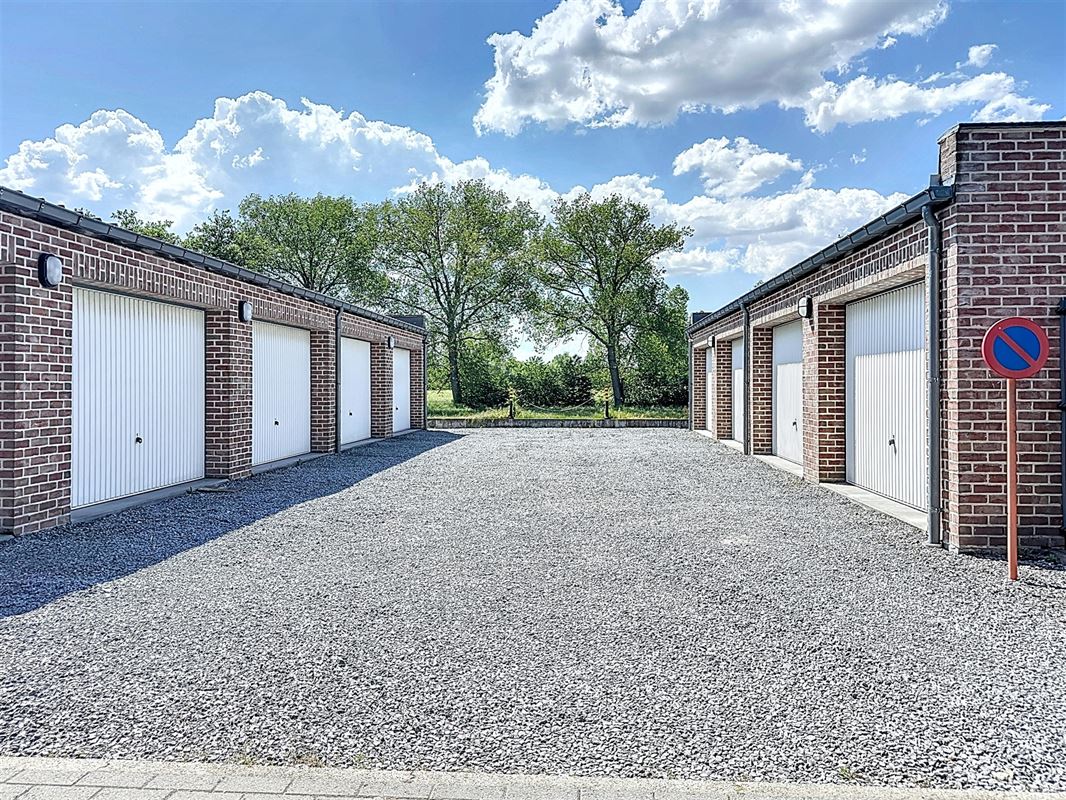 Rustig gelegen 2 kamer appartement met ruim terras te Oudegem nabij Dendermonde.