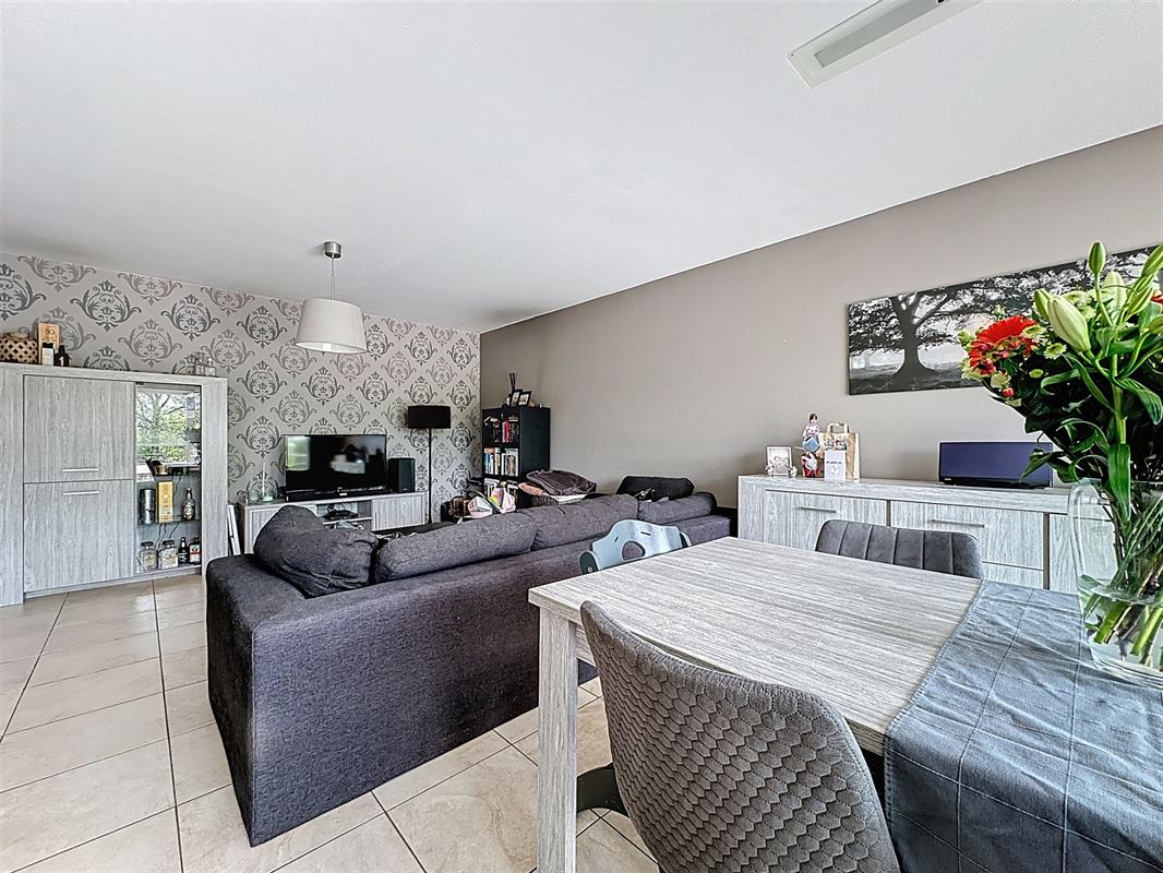 Rustig gelegen 2 kamer appartement met ruim terras te Oudegem nabij Dendermonde.