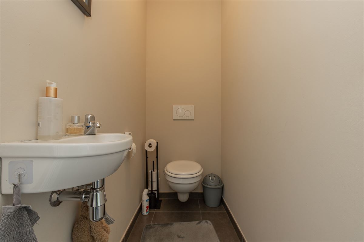 Instapklaar trendy appartement in het landelijke Oudegem