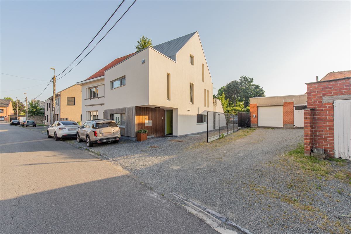 Instapklare triplexwoning met 4 slaapkamers in Oudegem