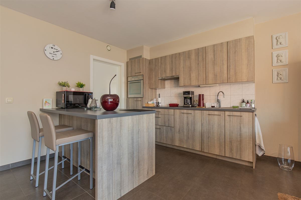 Instapklaar trendy appartement in het landelijke Oudegem