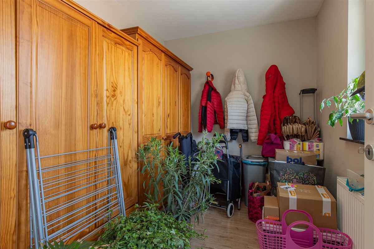 Instapklaar trendy appartement in het landelijke Oudegem