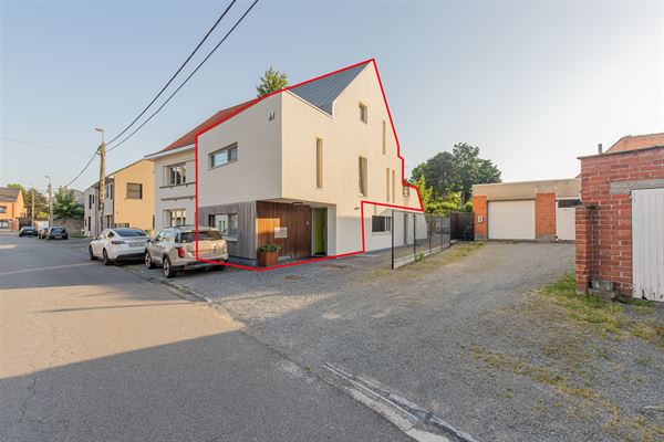 Instapklare triplexwoning met 4 slaapkamers in Oudegem
