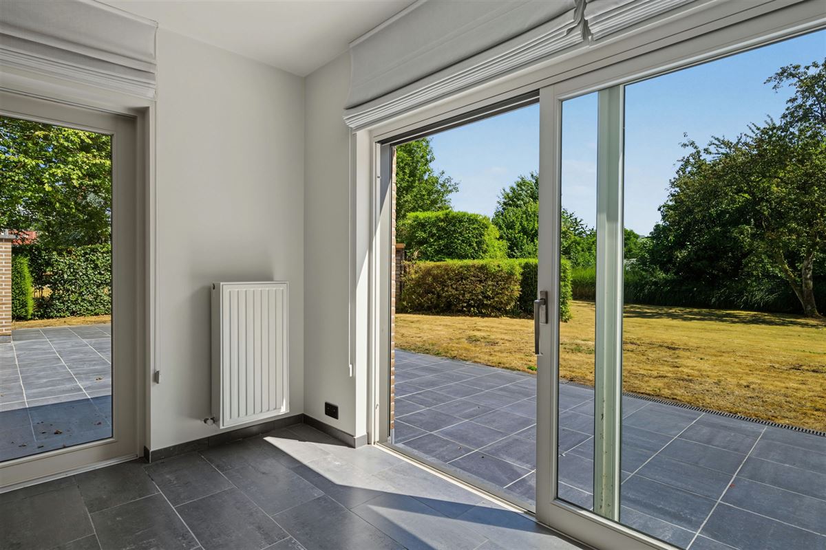 Vrijstaande ruime woning nabij Dendermonde