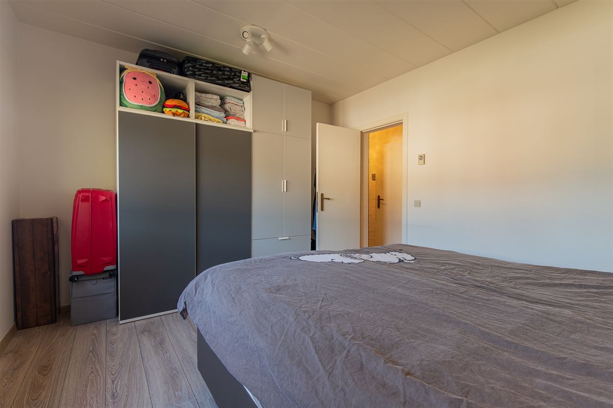 Instapklaar en gezellig appartement met uitzicht en garage