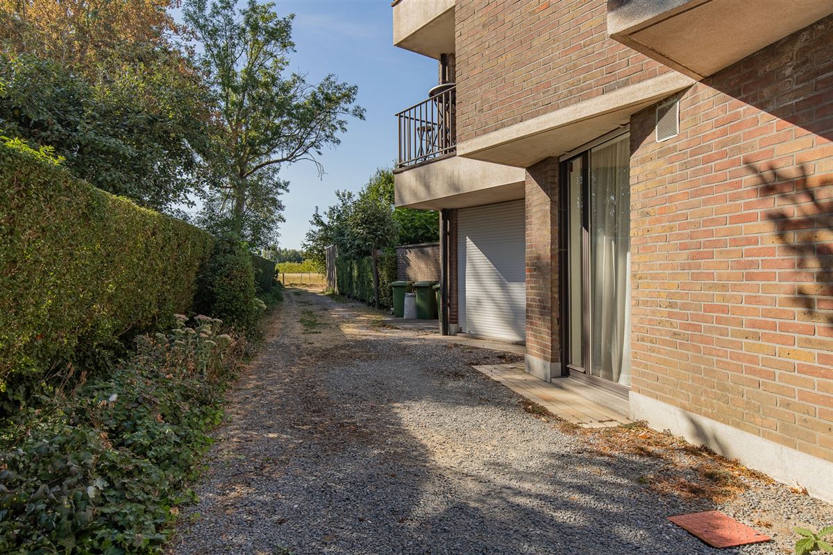 Instapklaar en gezellig appartement met uitzicht en garage