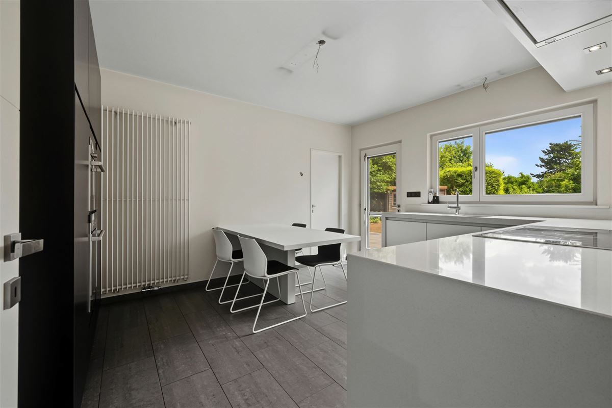 Vrijstaande ruime woning nabij Dendermonde
