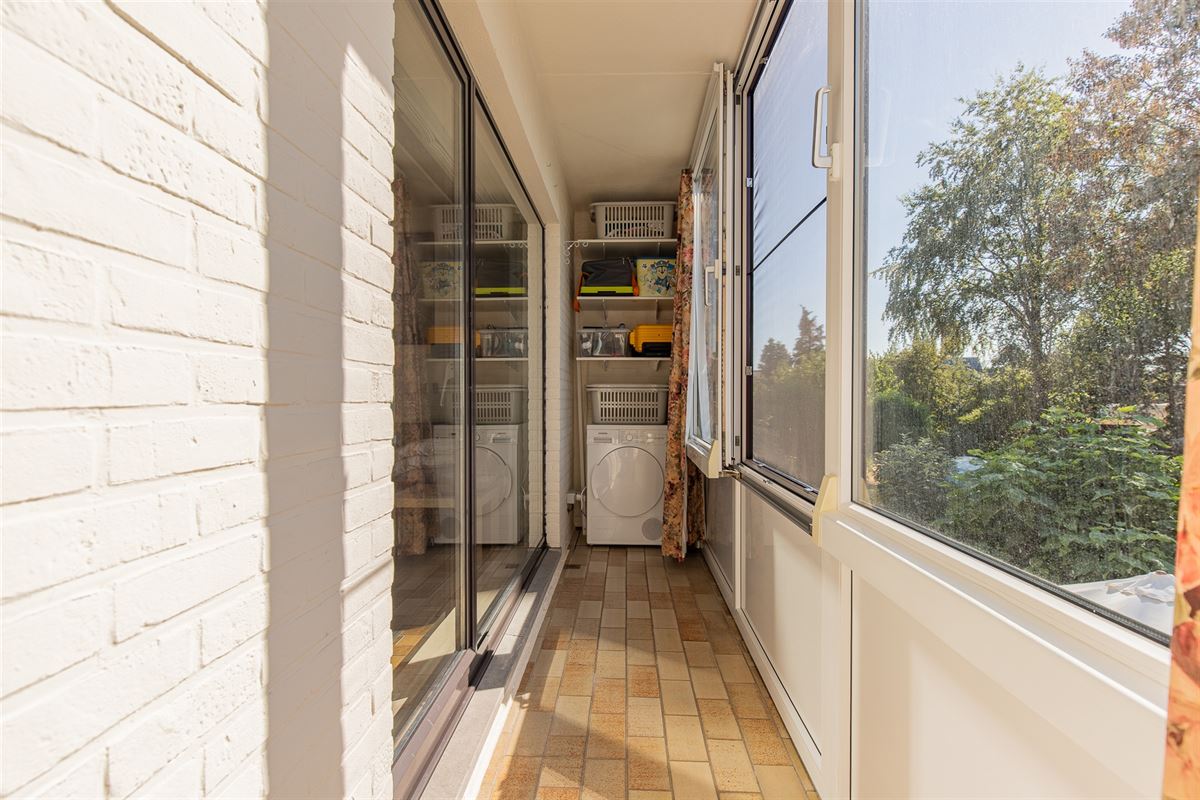 Instapklaar en gezellig appartement met uitzicht en garage