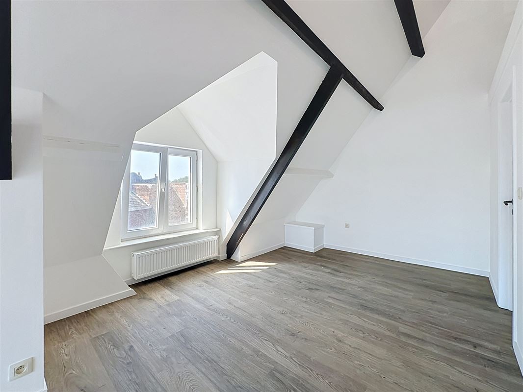 Ruime studio in loftstijl te Dendermonde.