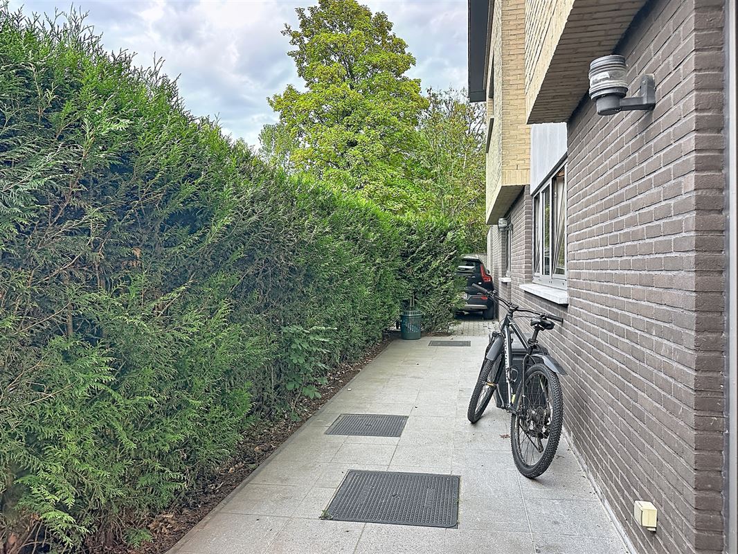Ruim gelijkvloers appartement te Dendermonde