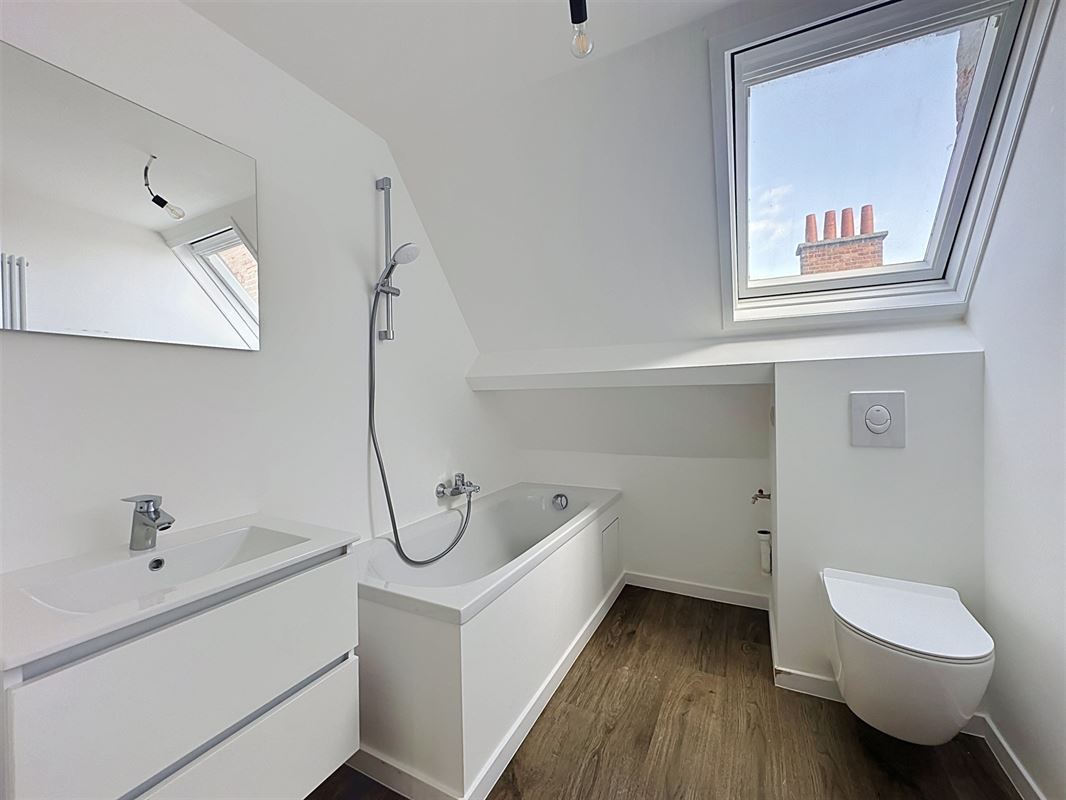 Ruime studio in loftstijl te Dendermonde.