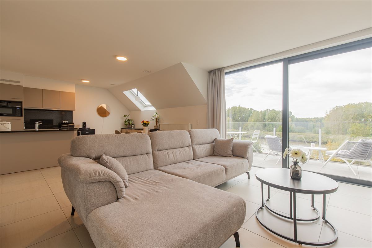 Duplex-penthouse met scheldezicht