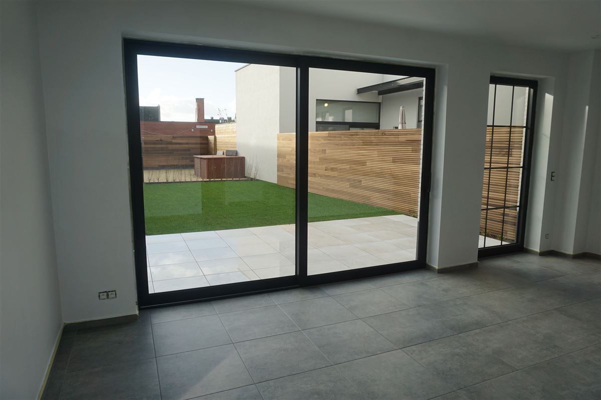 Gelijkvloers 2-slaapkamer appartement