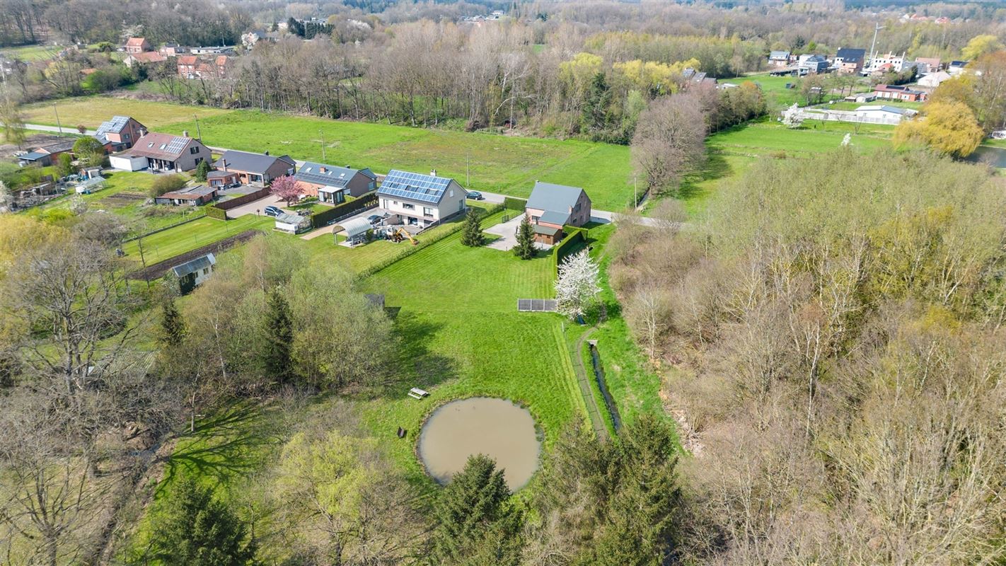 Open bebouwing op riant perceel