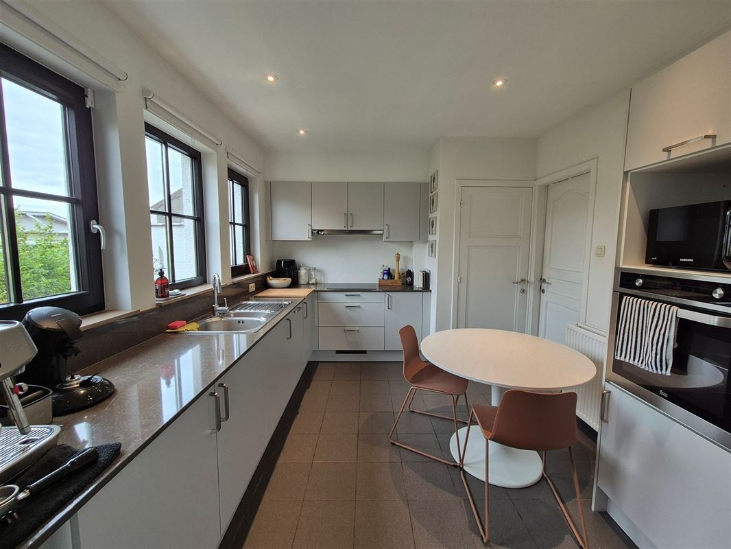 Open bebouwing met ruime tuin