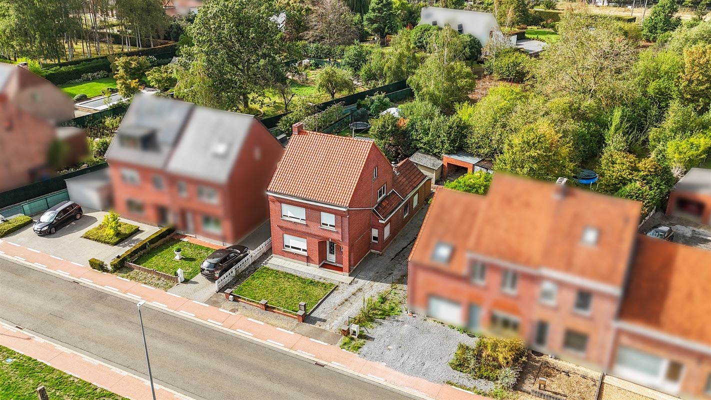 Te renoveren woning op riant perceel