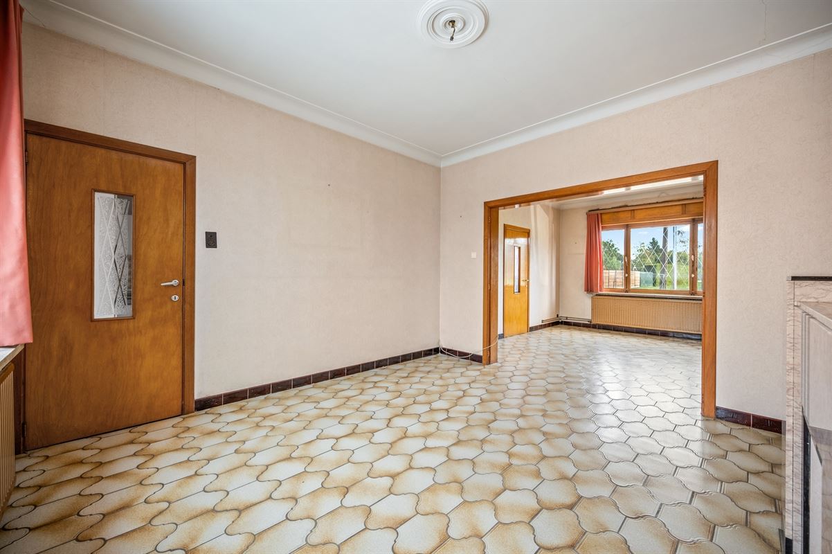 Te renoveren woning op riant perceel