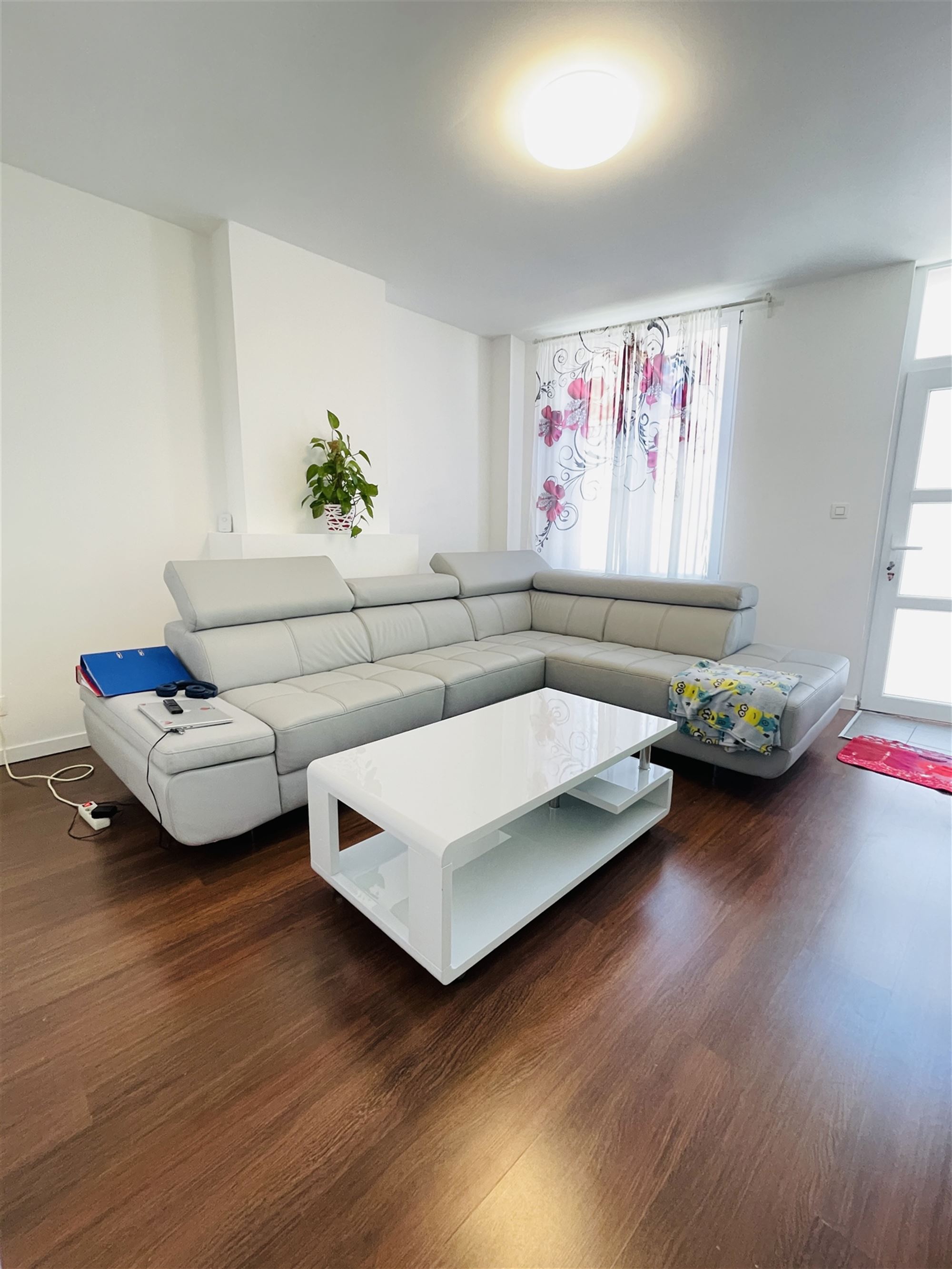 Maison familiale rénovée 2ch (poss 3) grand jardin