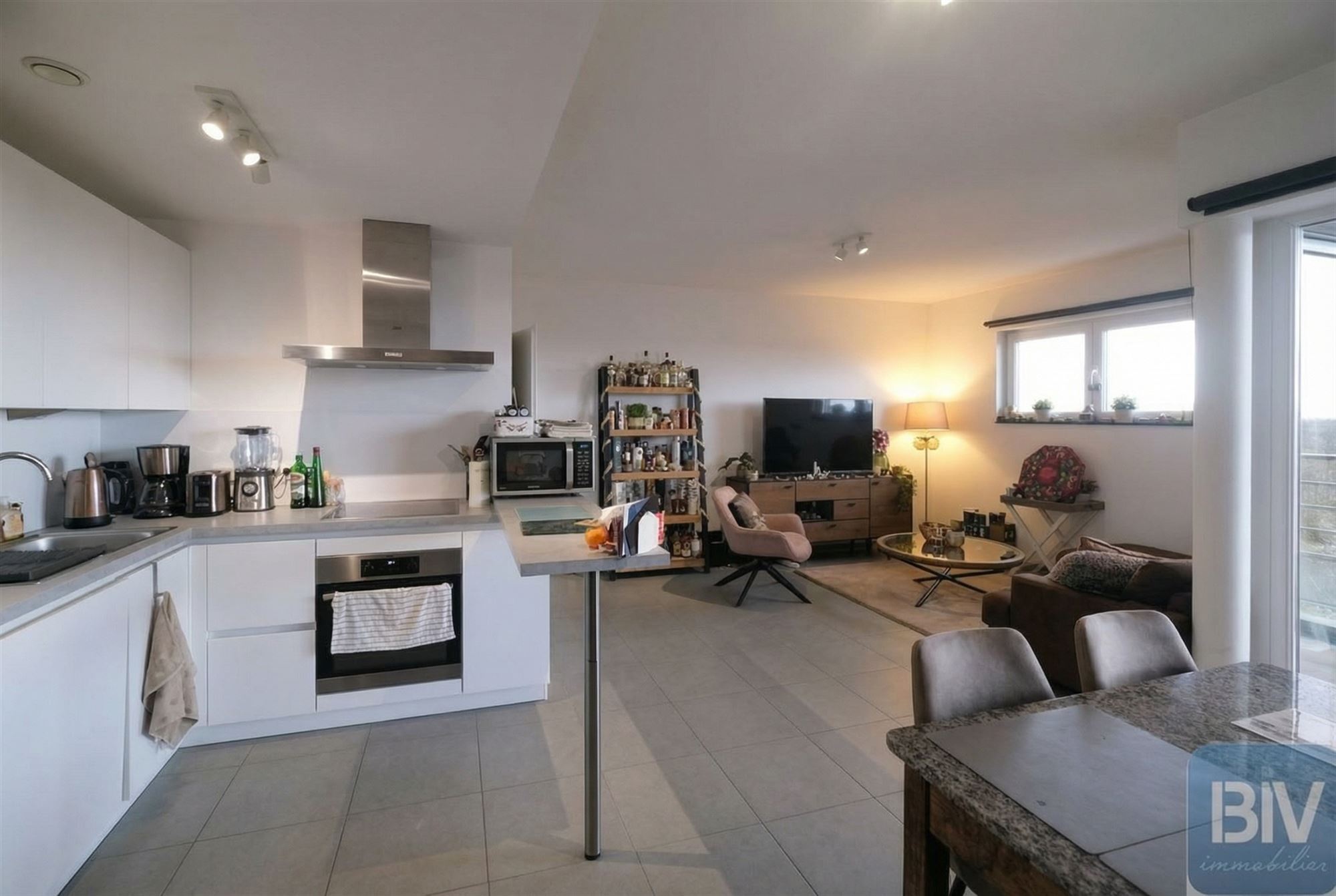 Sur Boncelles, bel appartement neuf 1 ch + cave et parking.