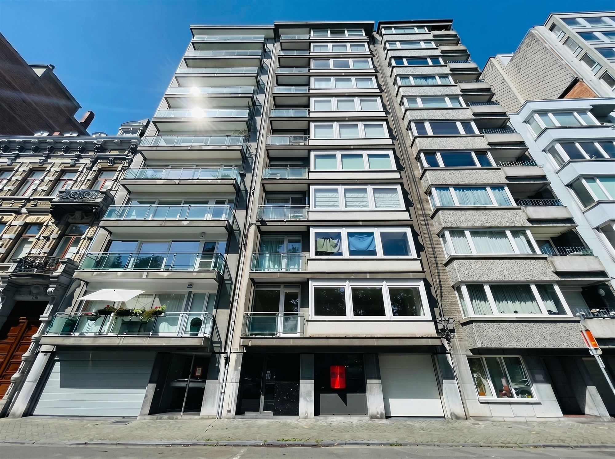 Espace polyvalent de 50m2 divisé en 2 unités indépendantes