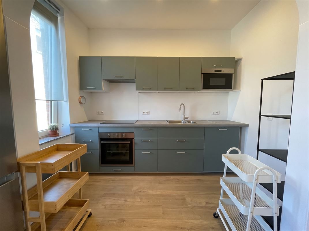 Immeuble comprenant 2 apparts 1 et 2 ch rénovés récemment