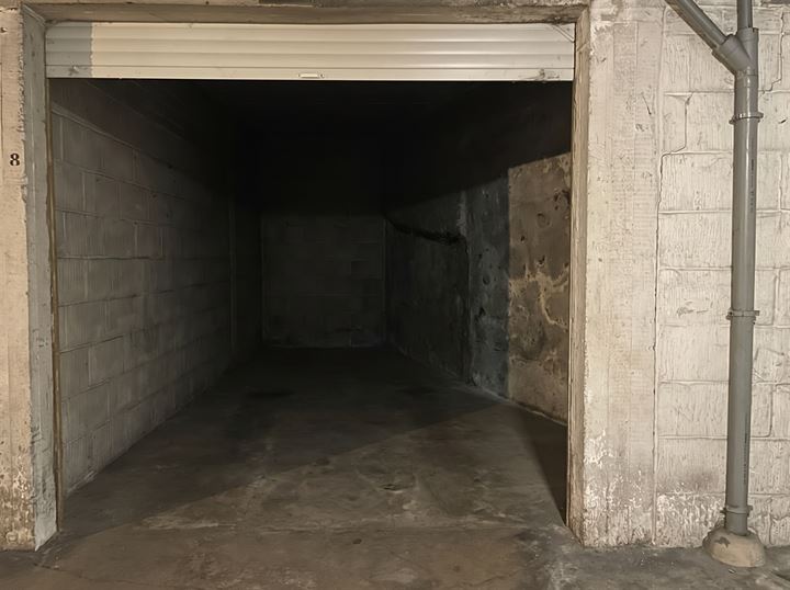 Box garage fermé et sécurisé dans l'hyper centre de Liège