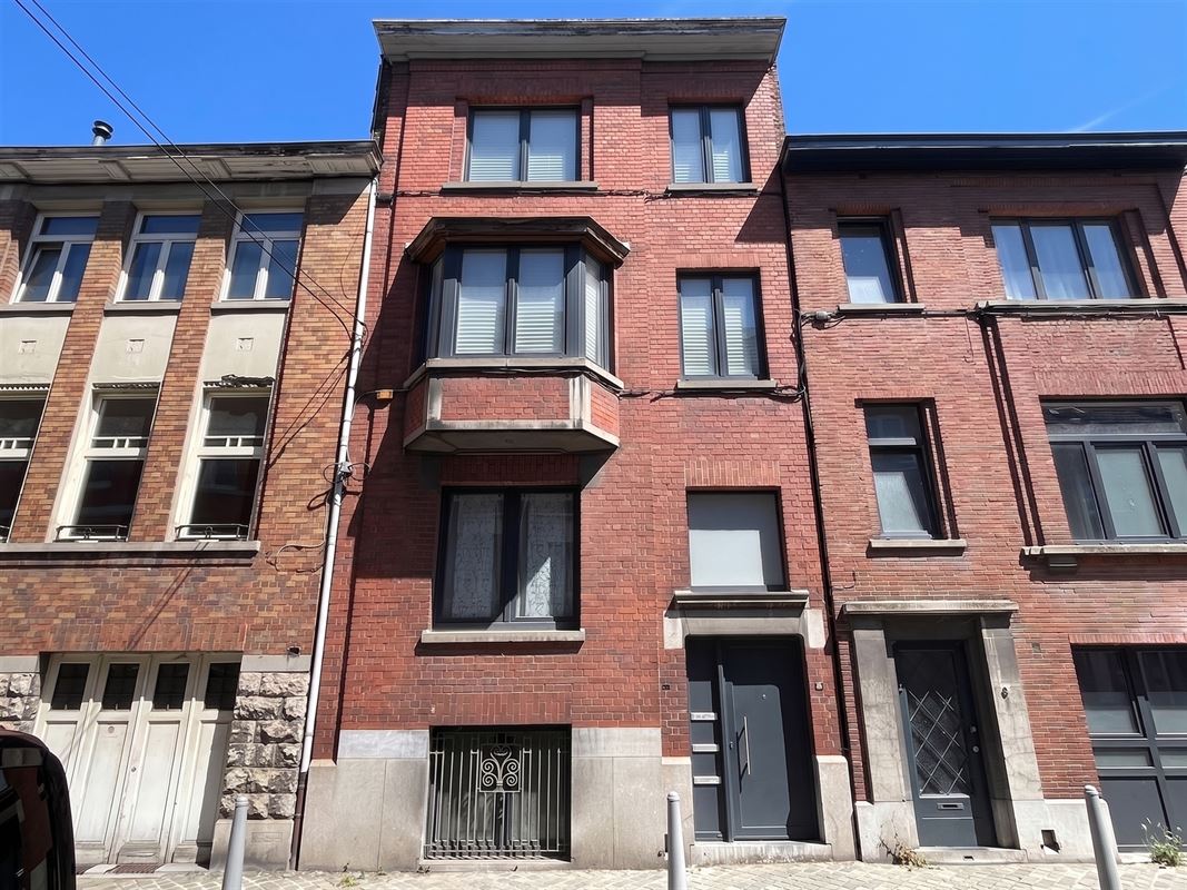 Quartier Gretry, Médiacité, belle grande maison 4 ch, cour