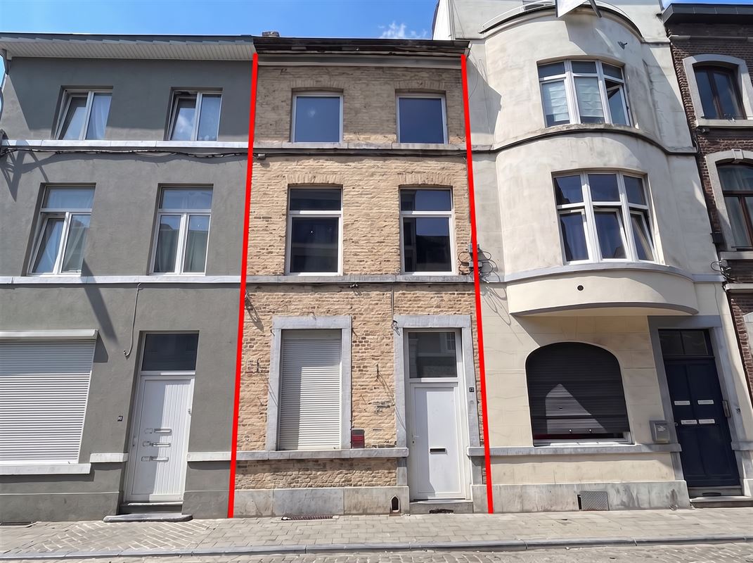 Grande maison unifamiliale de 3 ch avec cour au Longdoz
