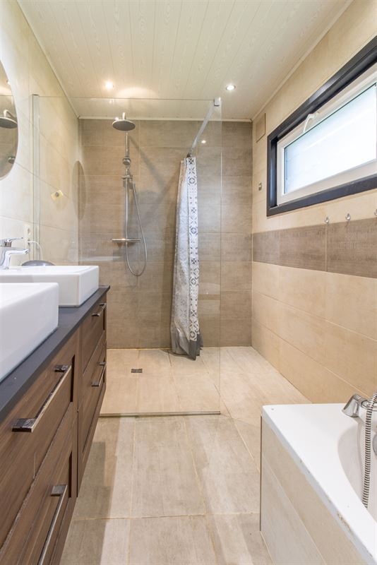 VTWELDOUVE112- (24).jpg