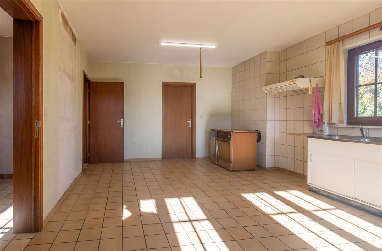 VTWELBONNERUE1- (8).jpg