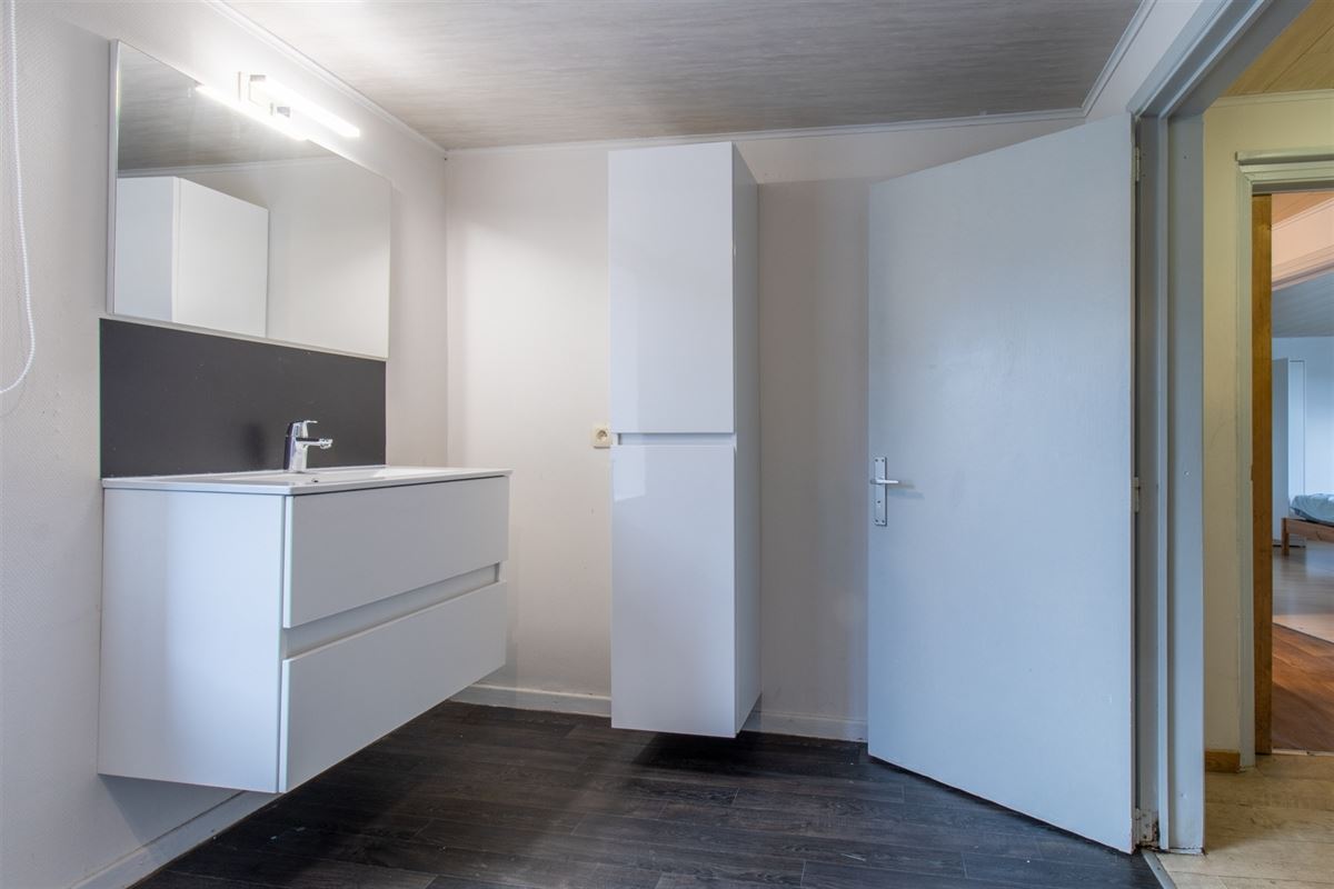 VTWELPAIREE51- (24).jpg