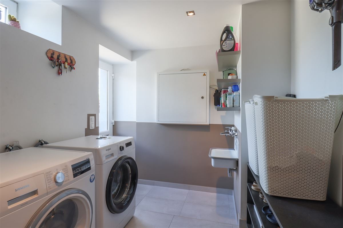 VTWELHUBET36- (4).jpg