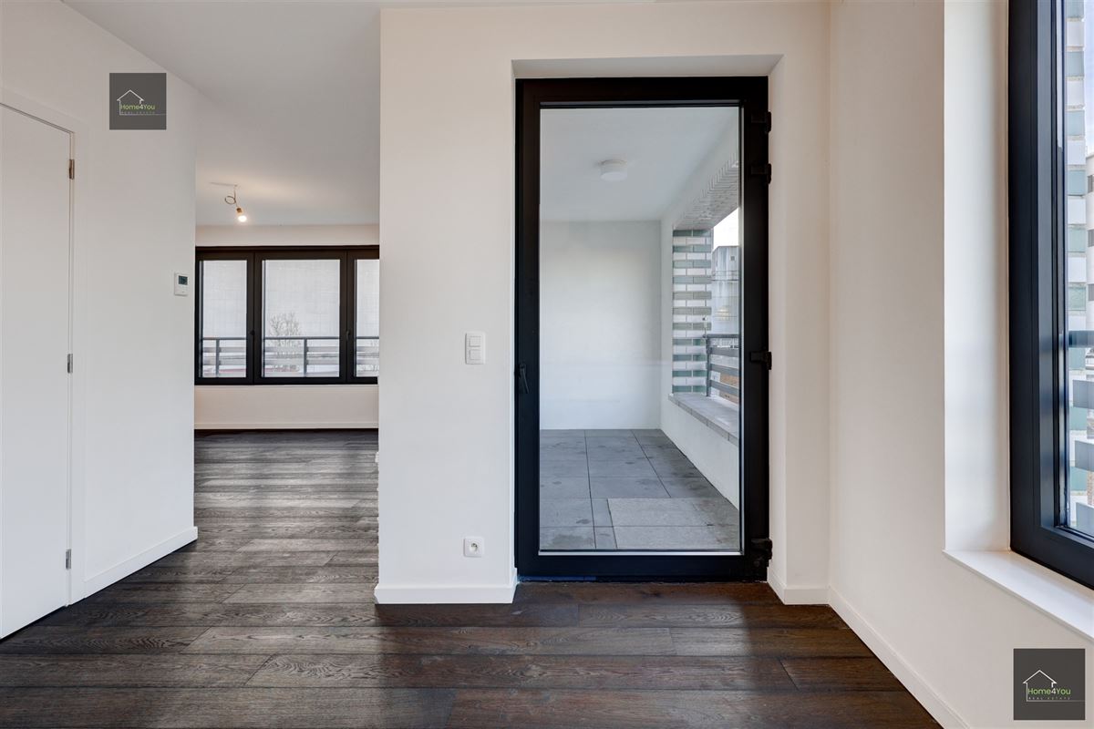 BEN Luxueus duplex appartement + parking