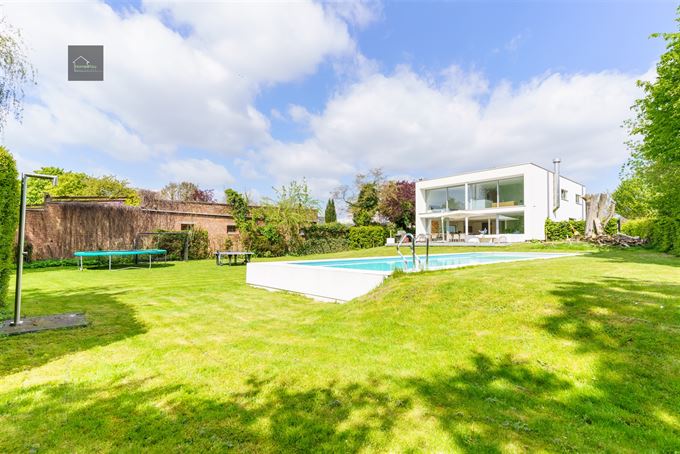 Prachtige, energiezuinige villa met zonnige tuin in doodlopende straat