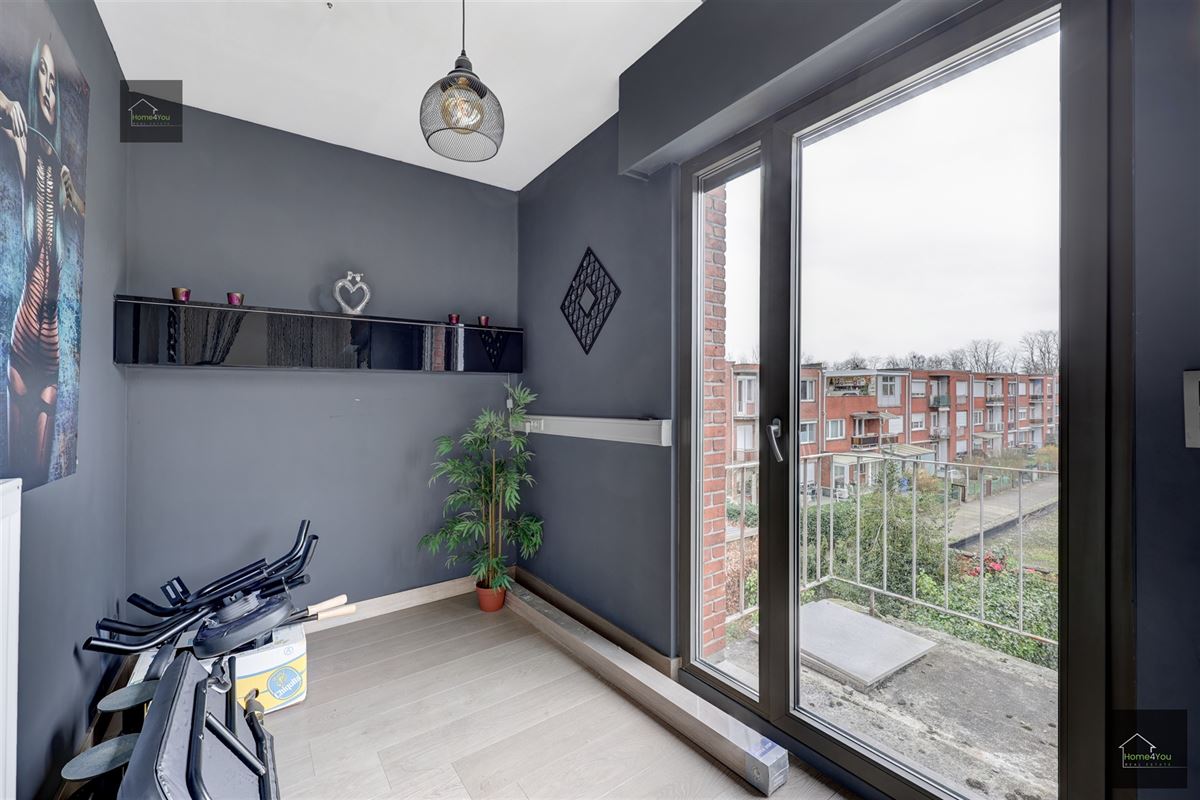 Ruime gezinswoning met verwarmd zwembad