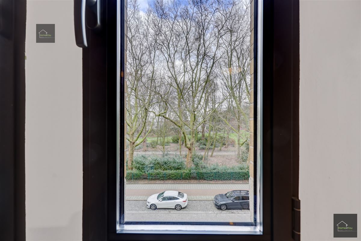 Authentiek en zéér ruim herenhuis op TOP ligging