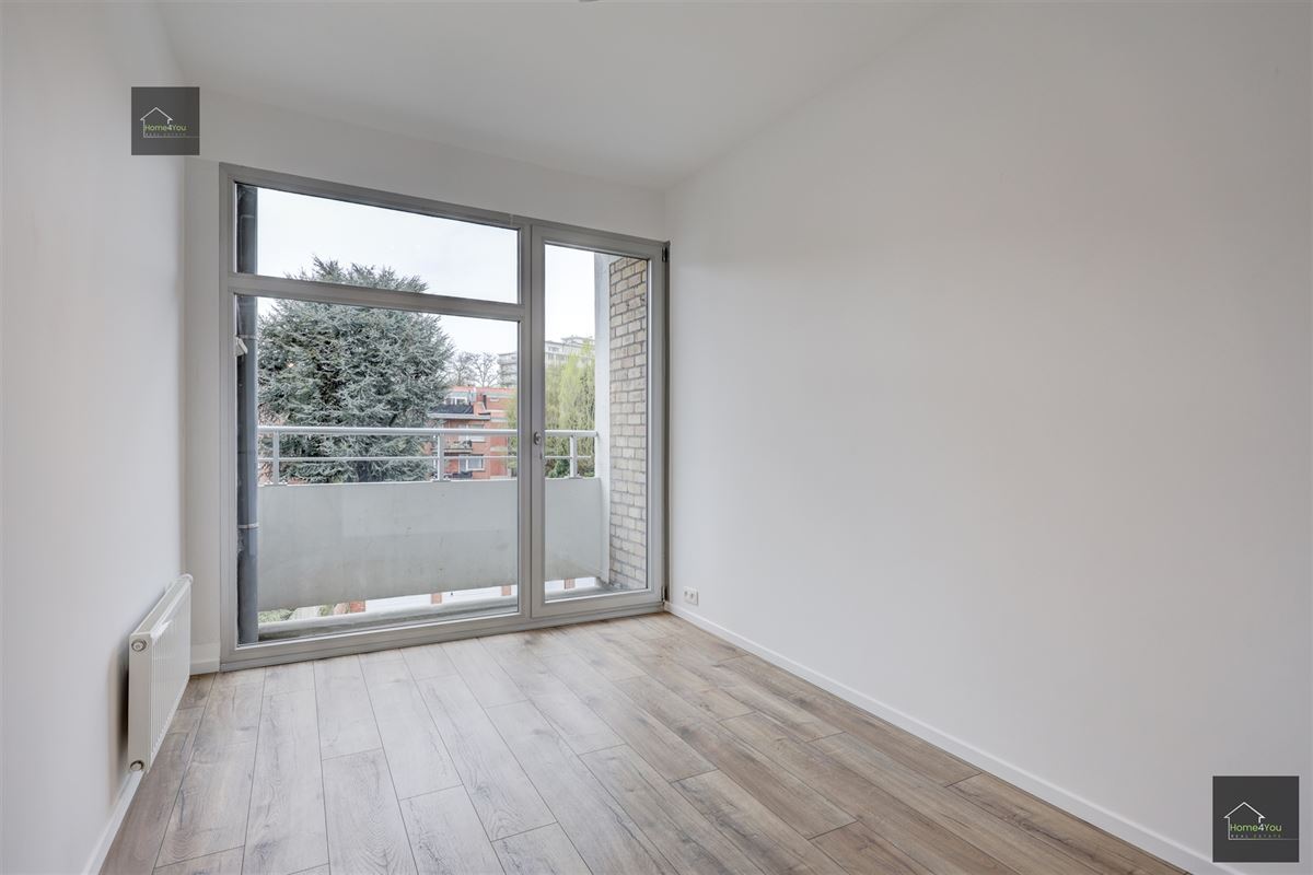 Prachtig gerenoveerd en ruim appartement op TOP locatie