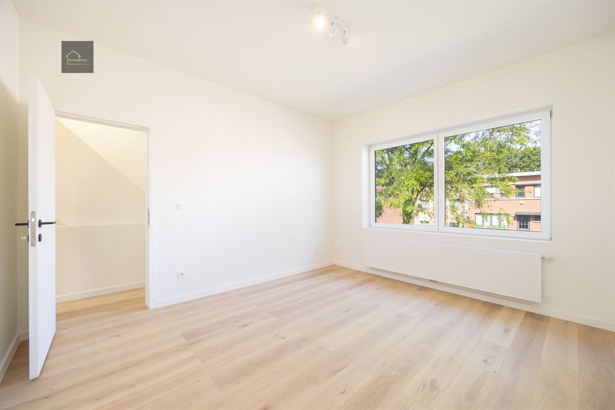 Prachtig gerenoveerde en zéér energiezuinige (EPC 111) woning 