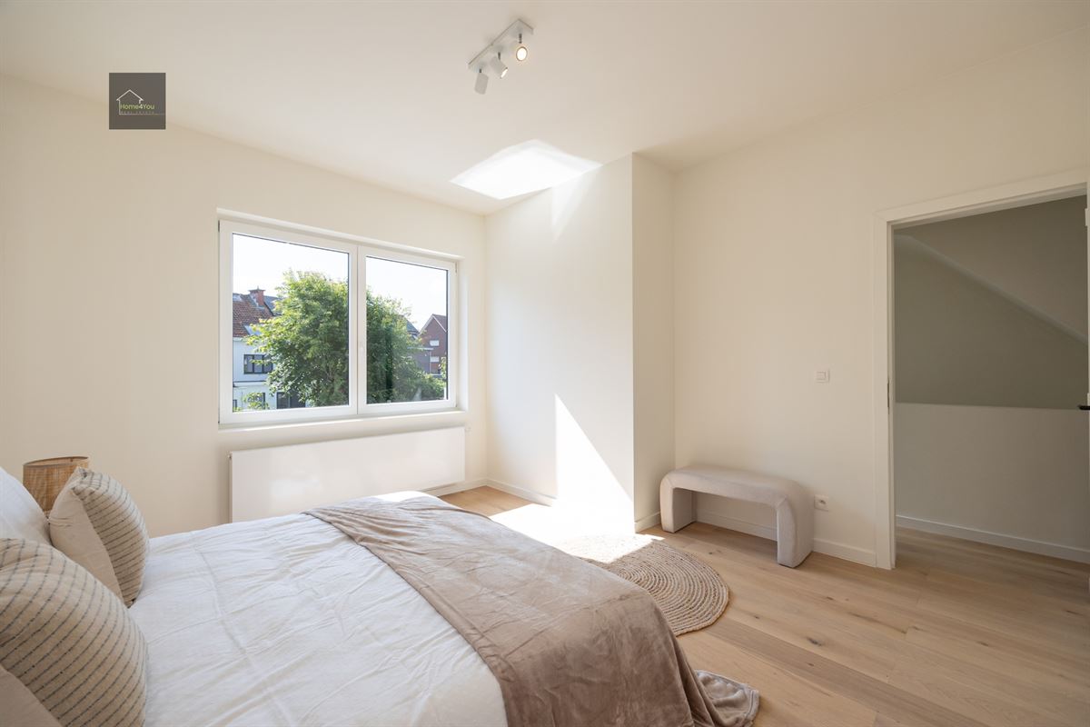 Prachtig gerenoveerde en zéér energiezuinige (EPC 111) woning 