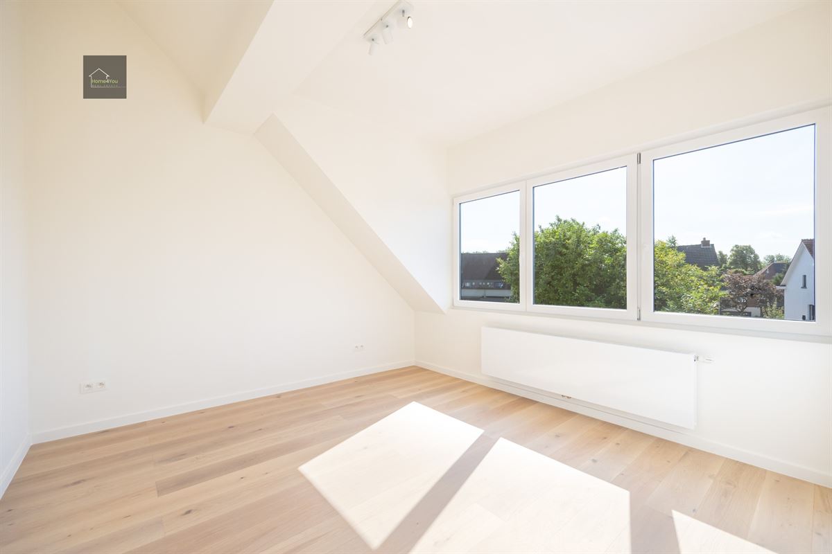 Prachtig gerenoveerde en zéér energiezuinige (EPC 111) woning 