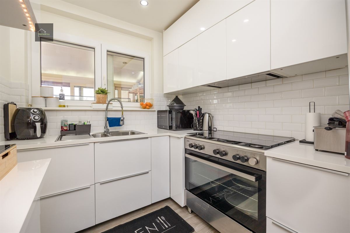 Instapklare woning met zongerichte tuin op TOP locatie