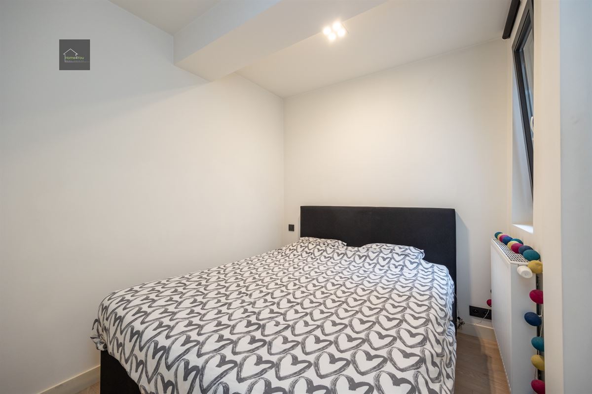 Gerenoveerd appartement met buitenruimte 