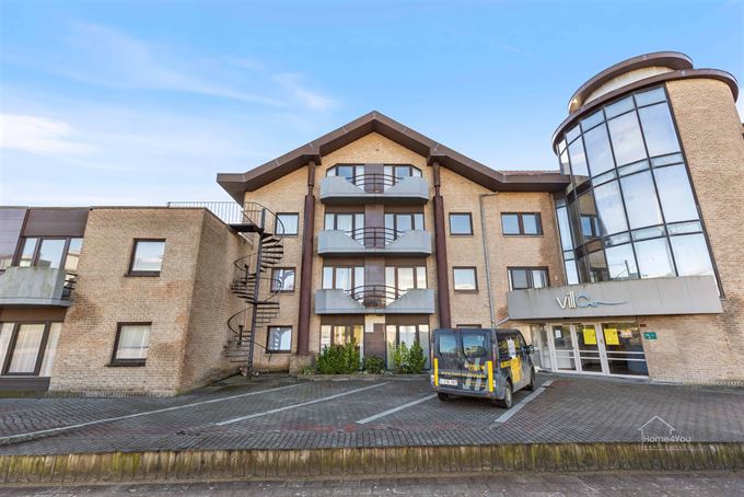 Instapklaar appartement met 1 slaapkamer op de Kustbaan te Sint-Idesbald!